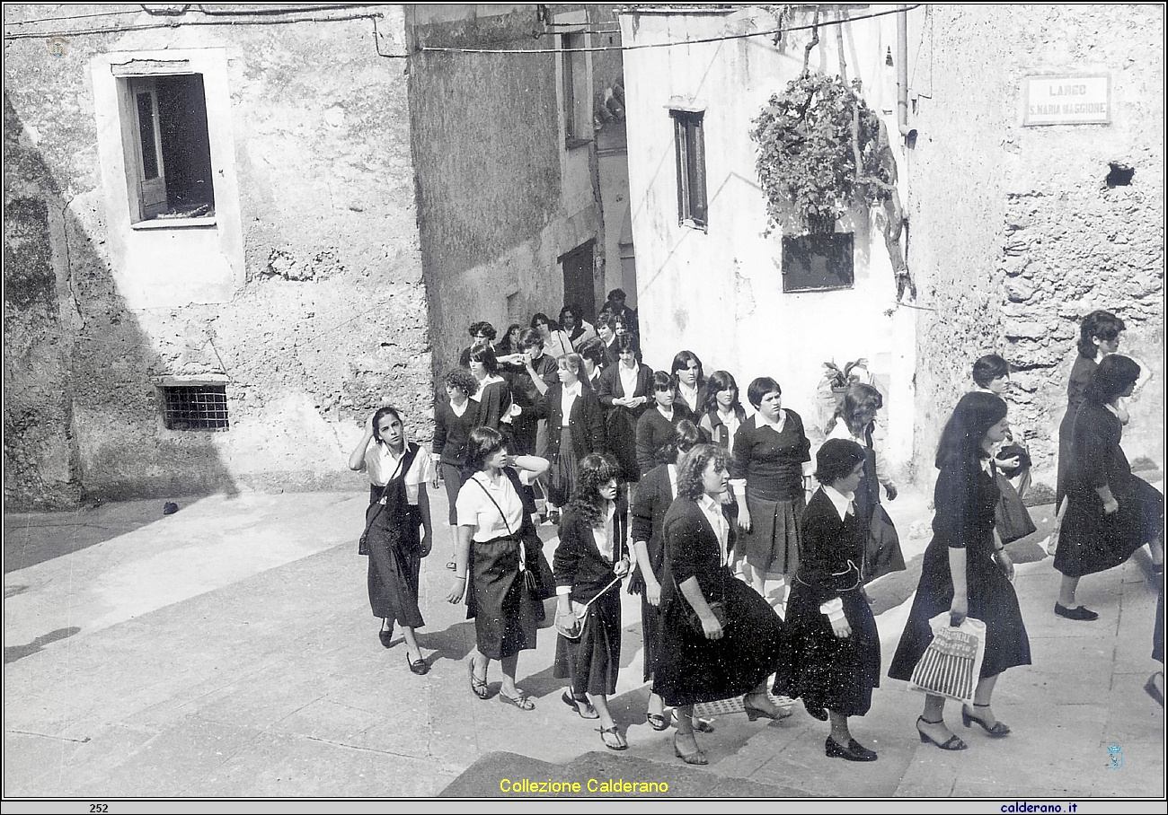 Festa della Madonna del Rosario domenica ca 04 ottobre 1981 04.jpg