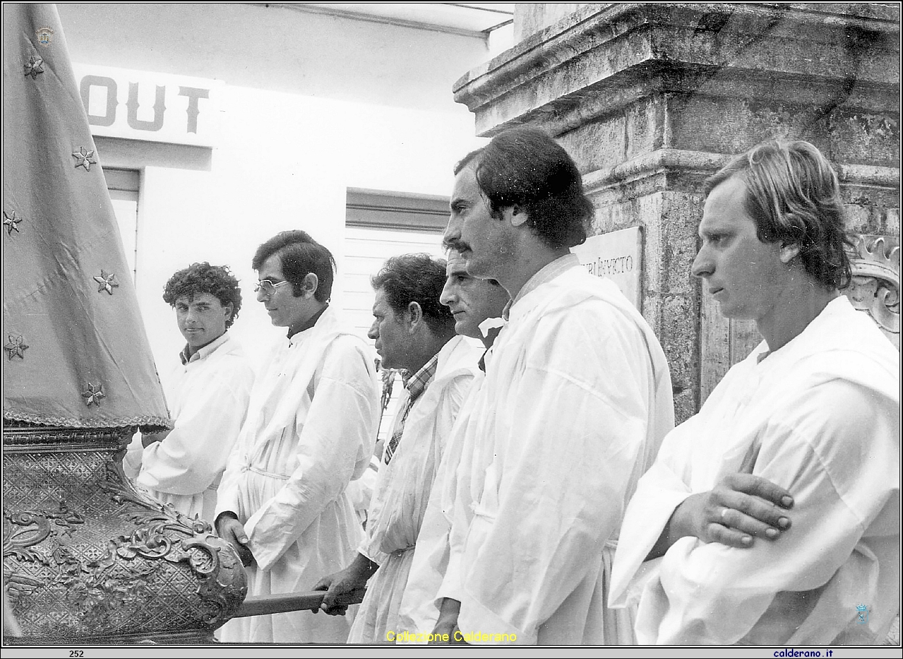 Festa della Madonna del Rosario domenica ca 04 ottobre 1981 07.jpg