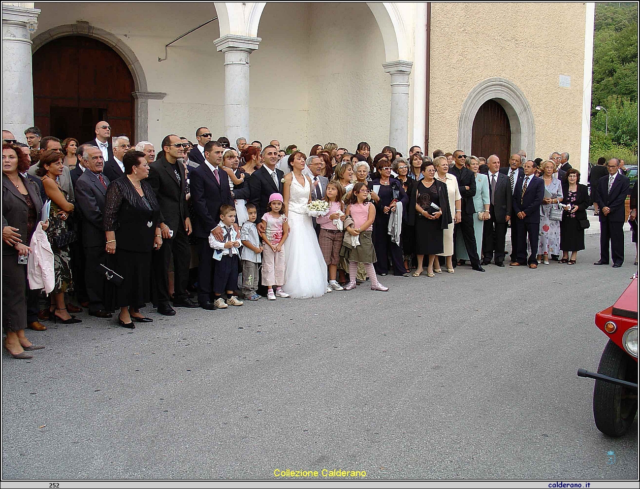 Gli invitati al matrimonio di Enzo Panza e Viviana Limongi 2007.jpg