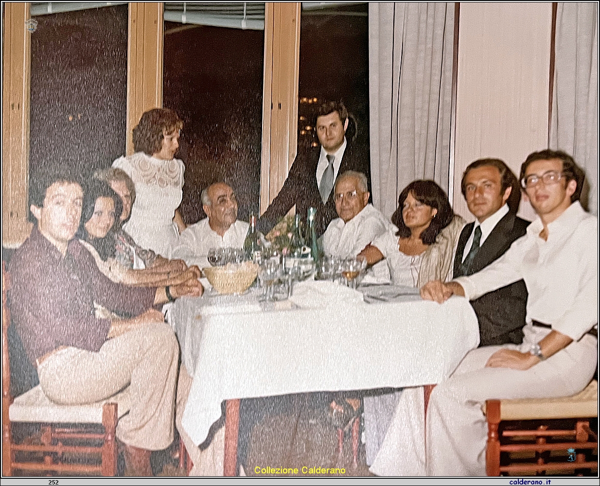 I parenti al pranzo delle nozze di Biagio Settembrini e Linda Annuzzi 06-09-1975 6.jpeg