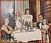 Enza e Corrado Manzi con le figlie al matrimonio di Biagio Settembrini e Linda Annuzzi 06-09-1975.jpeg