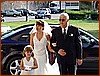 Viviana sposa con il Padre Domenico Limongi 2006 DSC05306.jpg