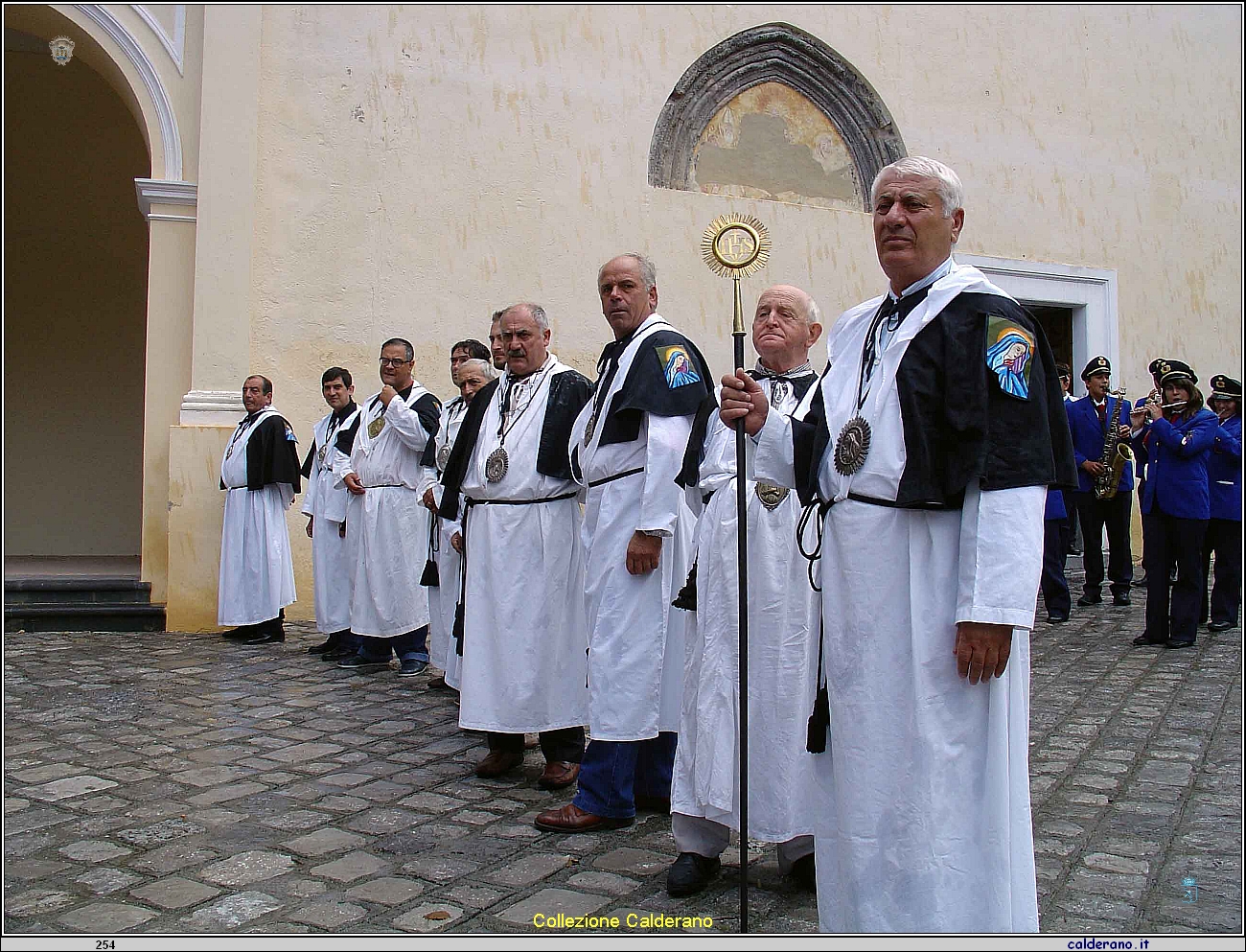 Processione della Madonna Addolorata 17-09-2006  DSC05250.jpg