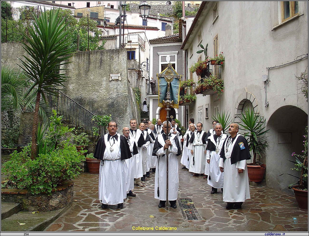 Processione della Madonna Addolorata 17-09-2006  DSC05276.jpg