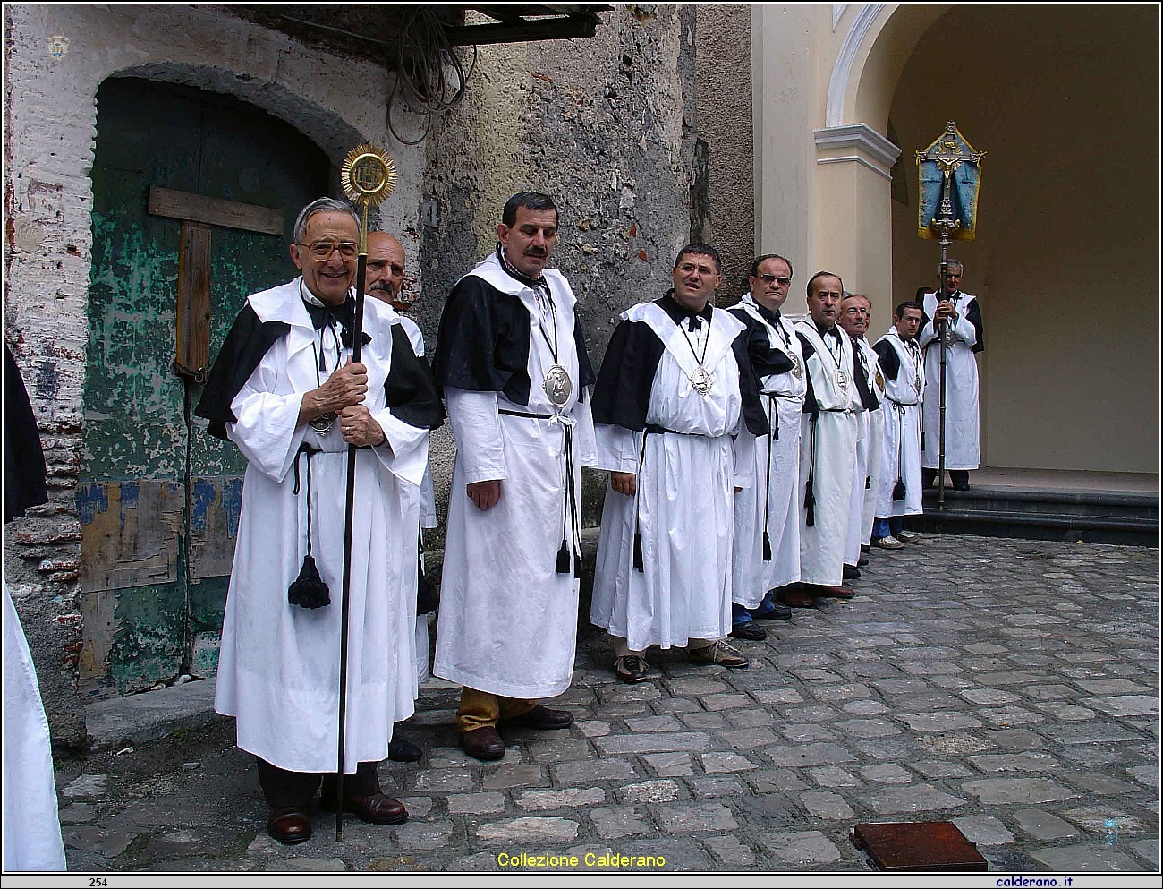Processione della Madonna Addolorata 17-09-2006 DSC05249.jpg