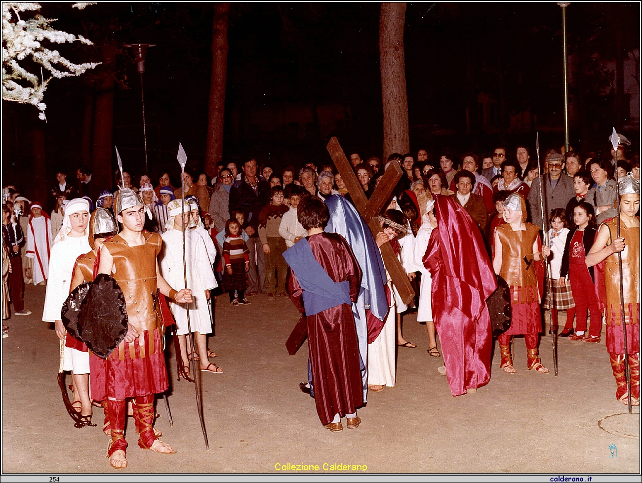 Via Crucis alla Colonia di Fiumicello - 1983 2.jpeg