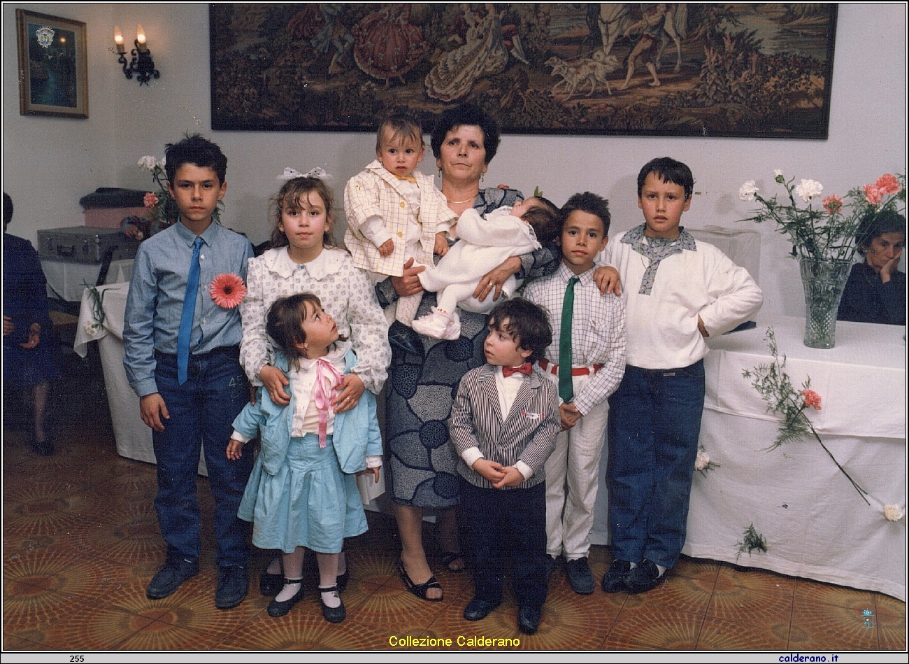 Antonietta Ielpo Brando con i Nipotini.jpeg