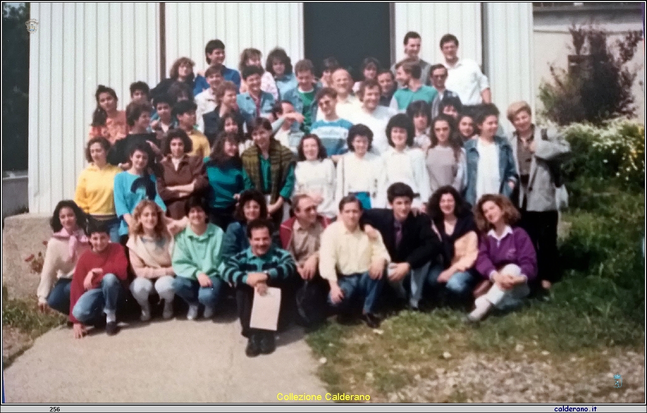 Gen Rosso concerto per la pace 1998.jpg