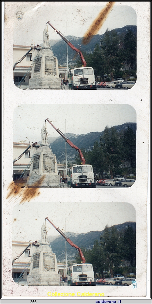 Rimozione del Monumento ai Caduti.jpeg