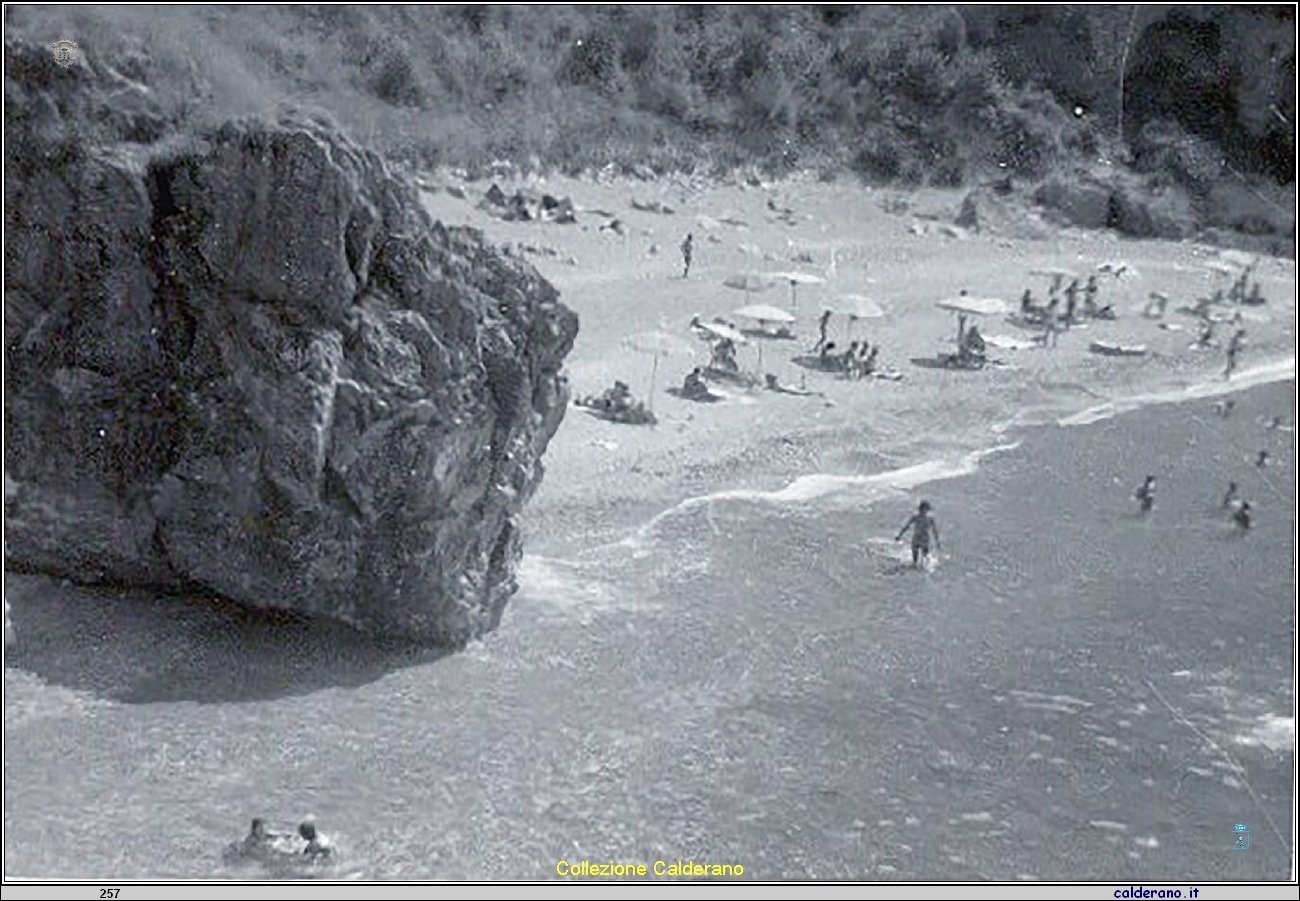 Il Crivo in bianco e nero.jpg