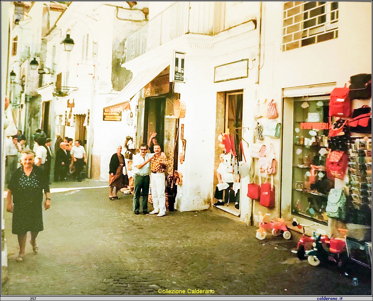 In piazza Mario Di Trani e Biagio Ciliberti Scescello.jpg