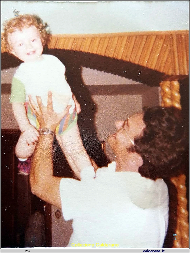 Lorenzo Chiacchio con il padre Giovanni.jpg