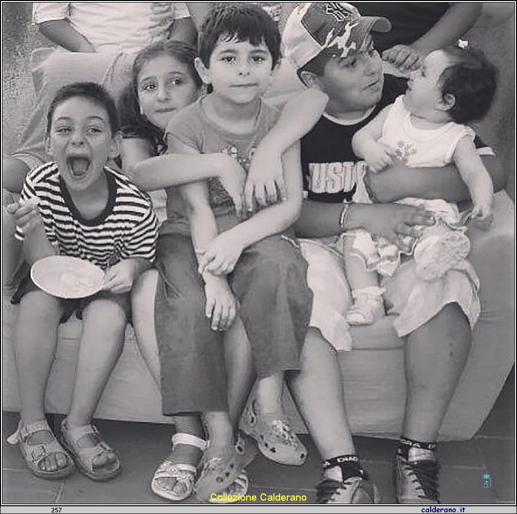 Ragazzini di qualche anno fa.jpg