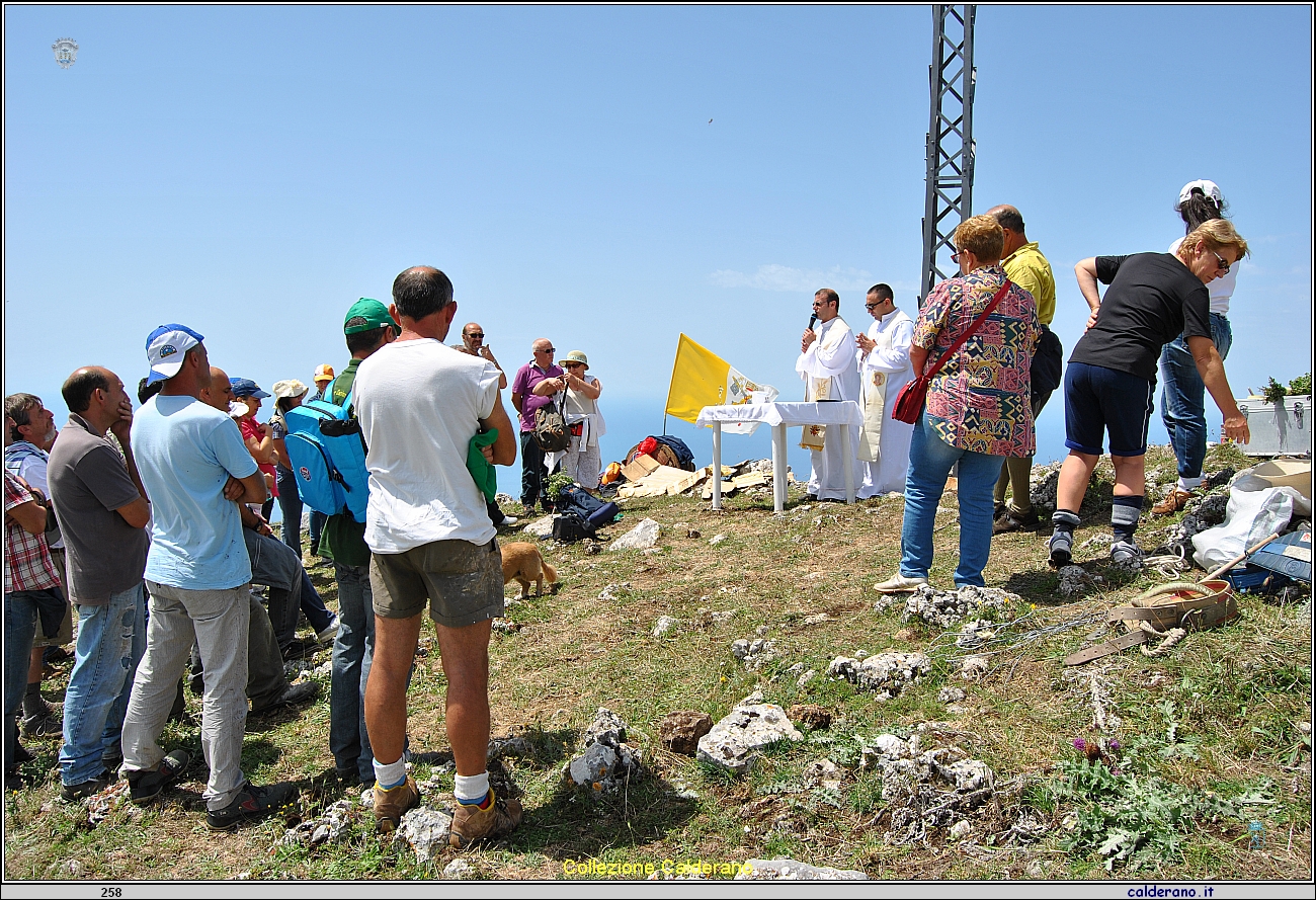 Celebrazioine Eucaristica sotto la Croce a Coccovello - 26 luglio 2014.JPG