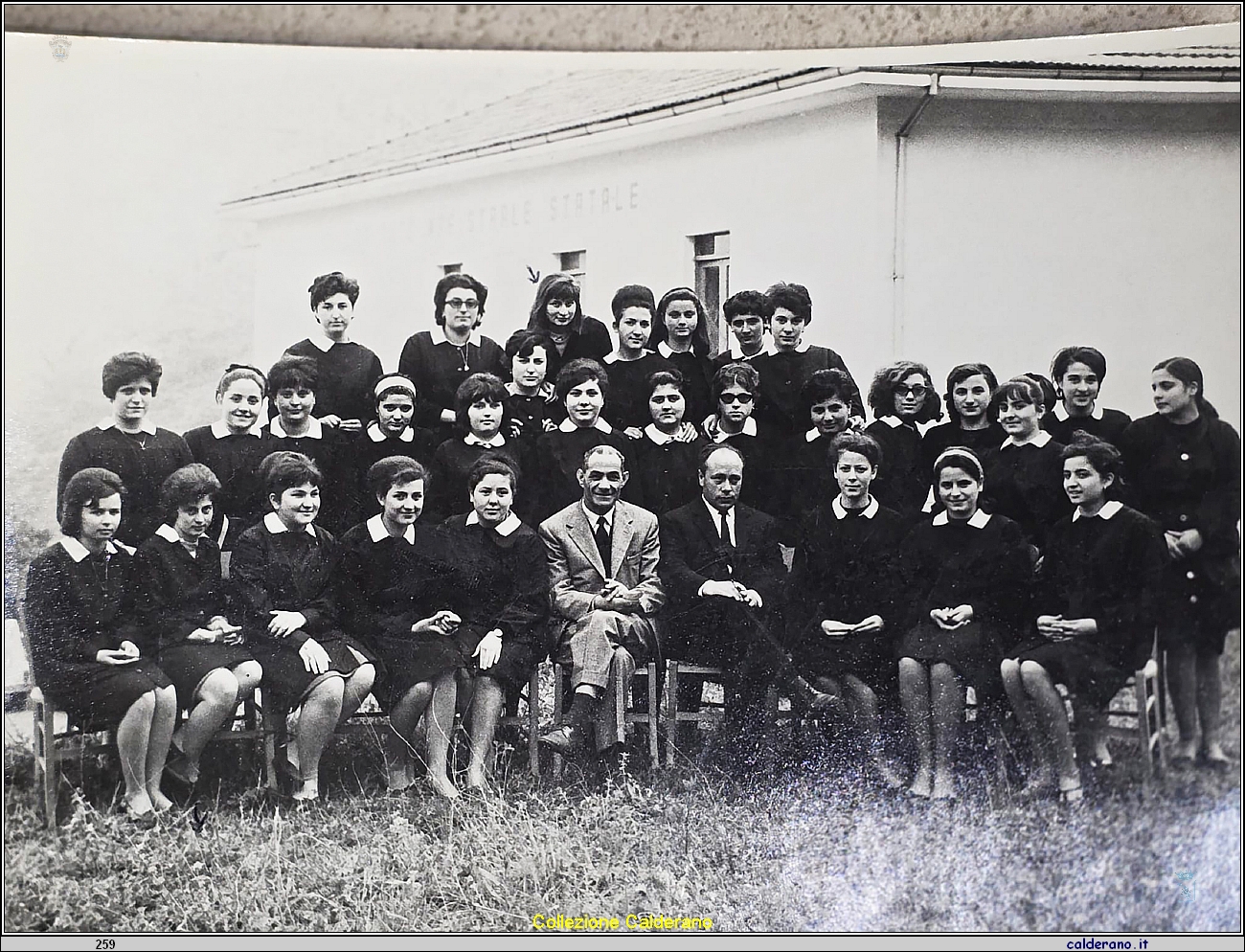 Classe 2^ B del Magistrale - 13 maggio 1965.jpeg