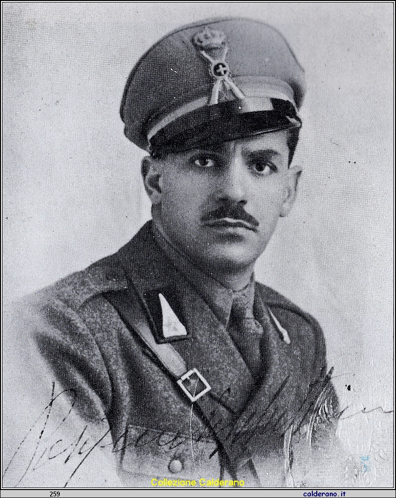 Pasquale Schettini Sottotenente di Fanteria 1941.jpg