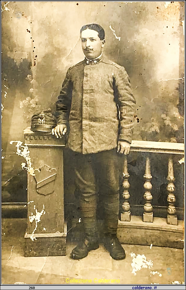 Giovanni Biagio Luongo (1889-1981) in partenza per la Grande Guerra.jpeg