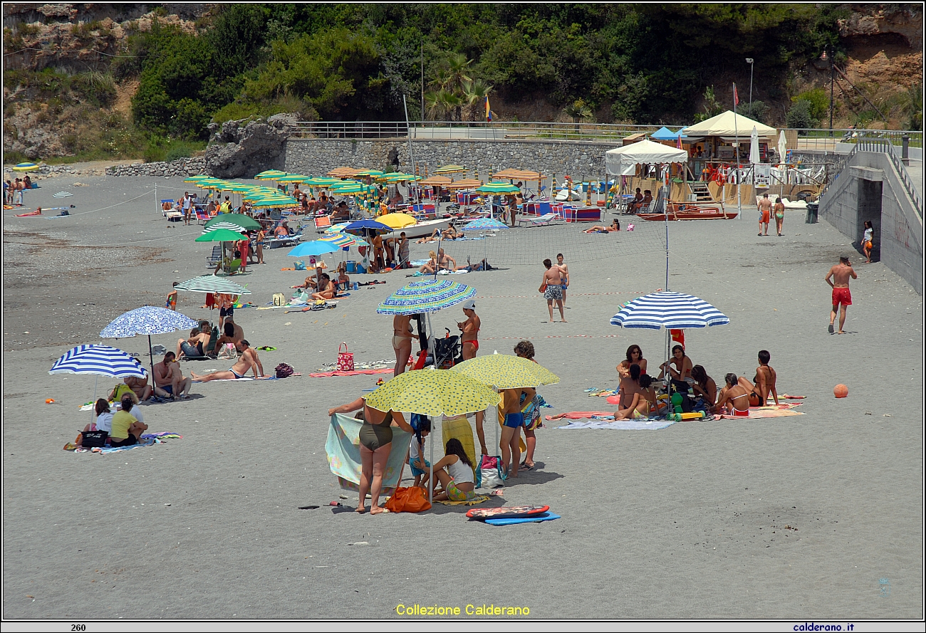 La spiaggia di Fiumicello 2007 07L_2212.JPG