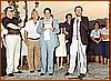 Inaugurazione a Massa del Campo da Tennis e l'Assessore Gerardo Sarsale consegna una targa al Sindaco Fernando Sisinni.jpeg