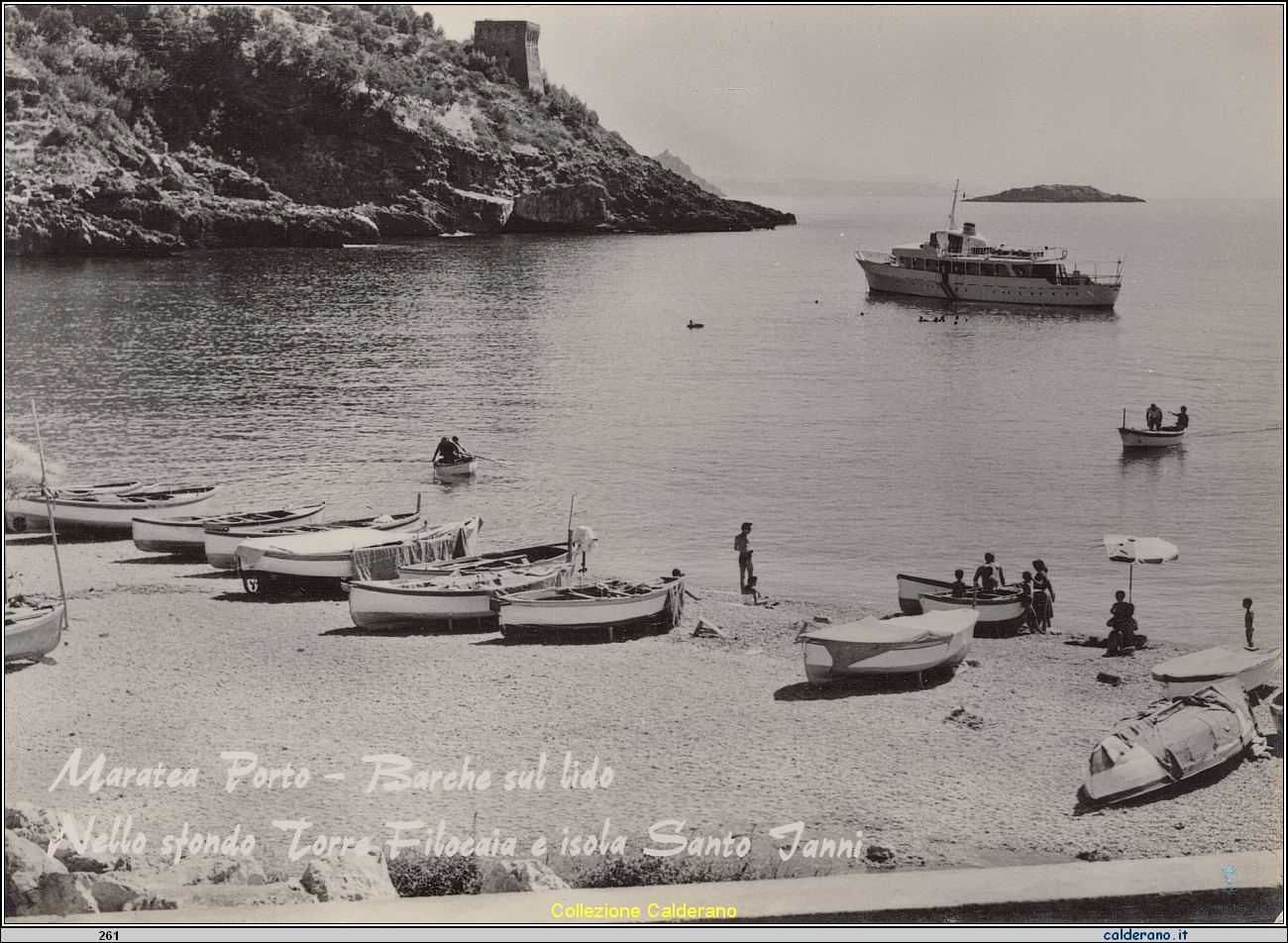 Cartolina - Barche sul Lido - Nello sfondo Torre Filocaio e Isola di Santo Janni - Pr.art. foto Mario Brando .jpeg