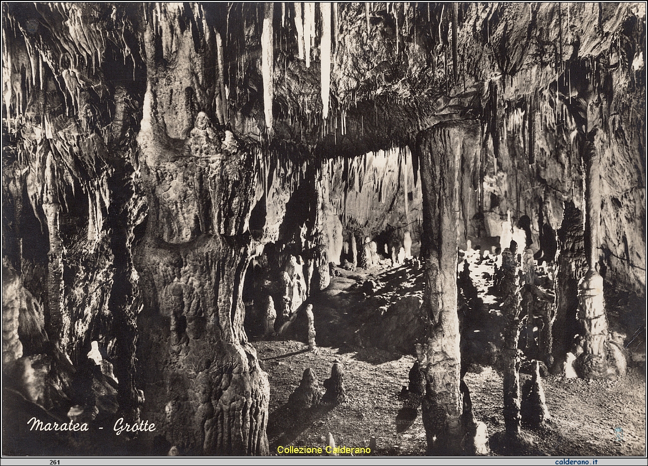 Cartolina - Grotte - Ed. A. Capitolino - tel. 31279 - Sapri .jpeg