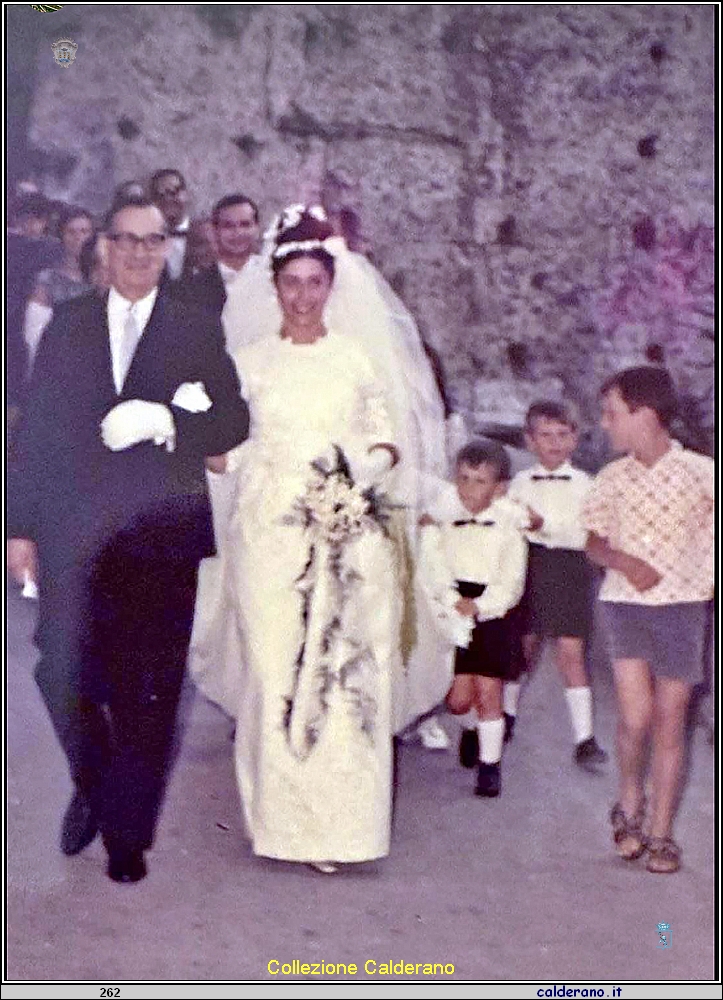 Biagio Sisinni accompagna la figlia Maria Pia.jpeg