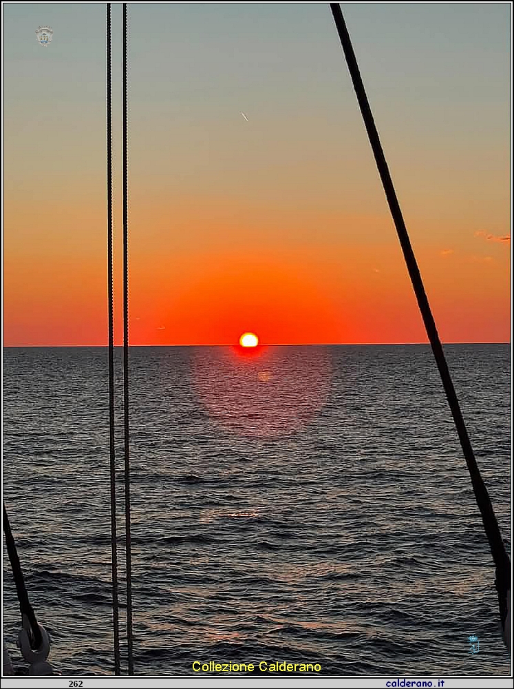 Tramonto da bordo della Amerigo Vespucci - 26 settembre 2026.jpeg