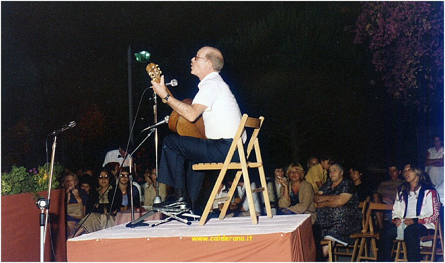 Roberto Murolo 1980.jpg