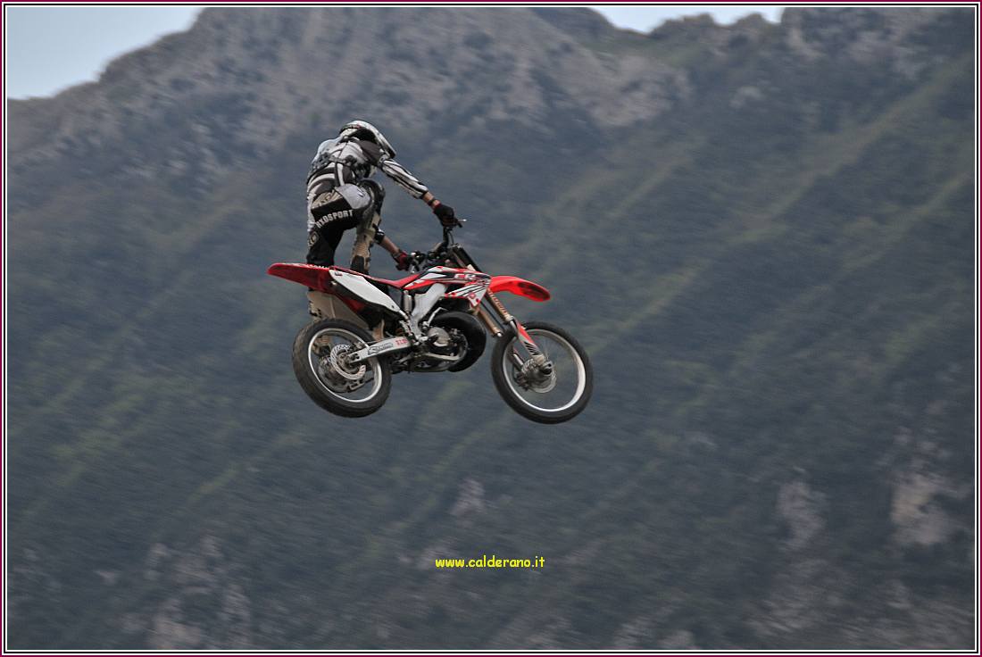 Motoraduno 124 100410.jpg