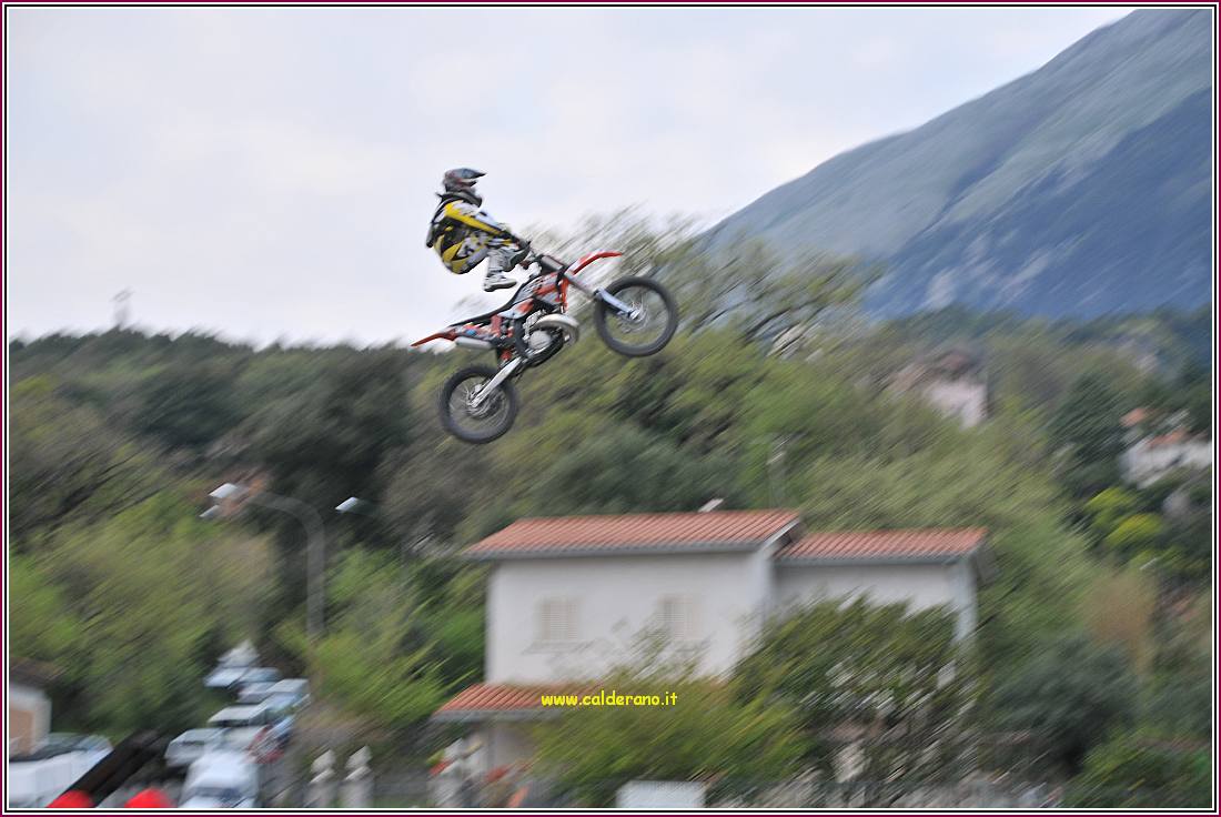 Motoraduno 130 100410.jpg