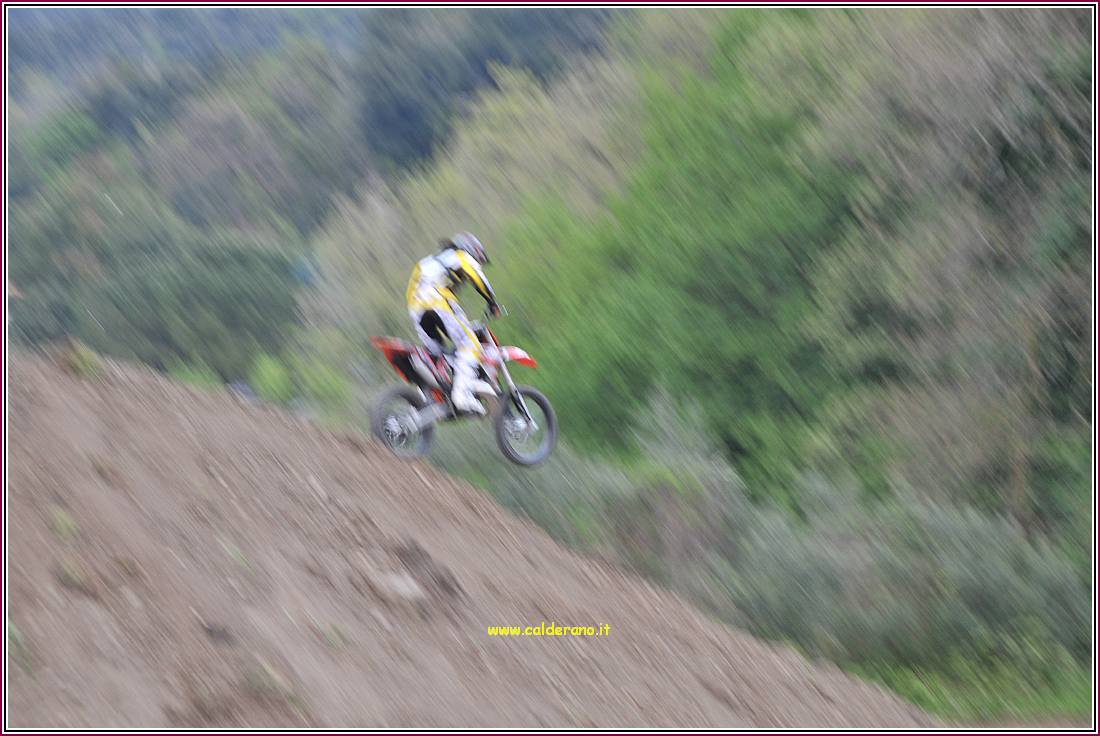 Motoraduno 135 100410.jpg