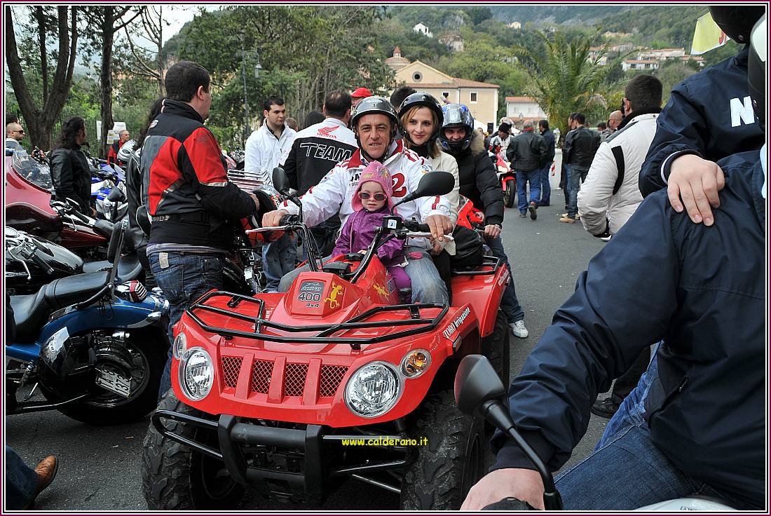 Motoraduno 208 110410.jpg