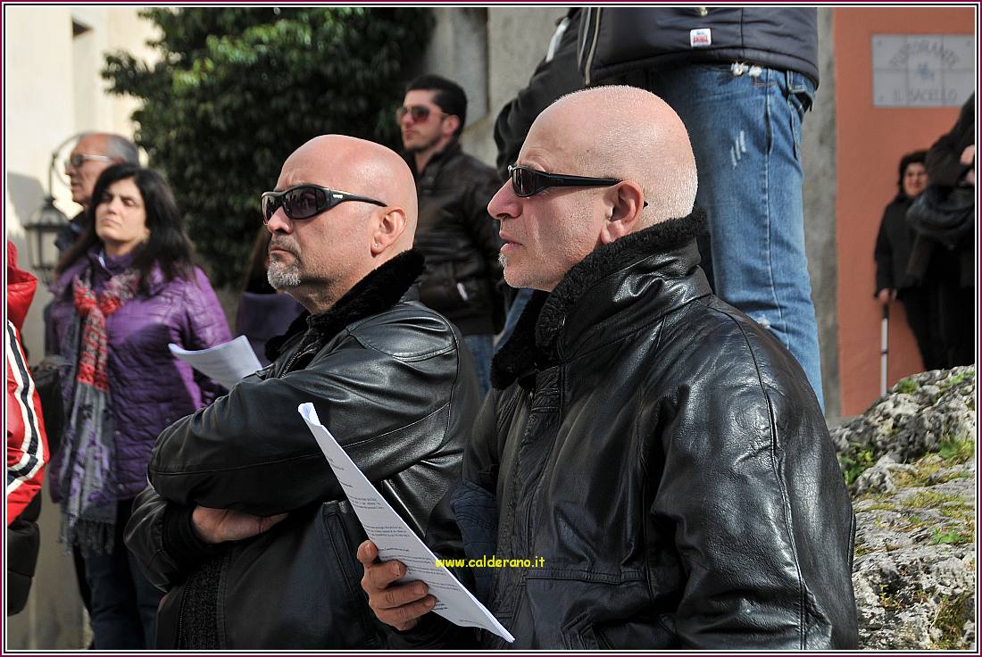 Via Crucis 03 020410.jpg