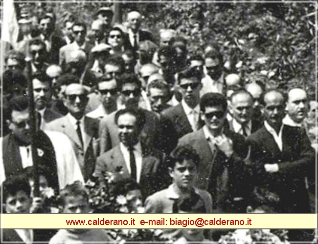 Al Funerale.jpg (226 KB)