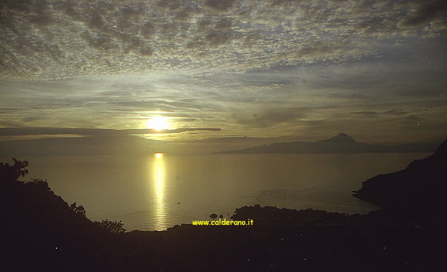 M 001 120610.jpg