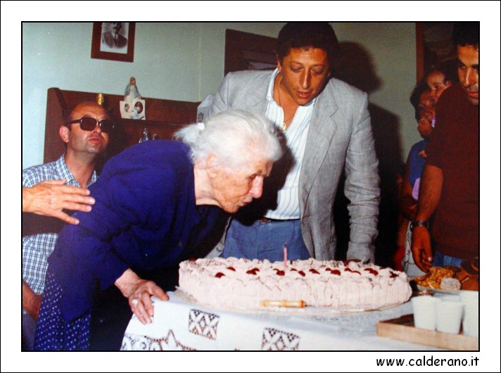 Cento_Anni.jpg (158 KB)