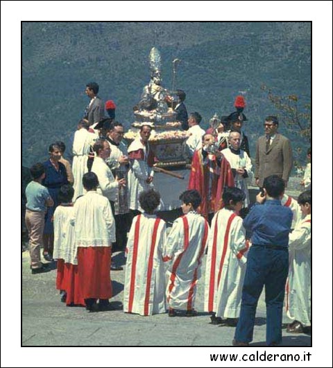 Benedizione alla Pietra del sole.jpg (69,3 KB)