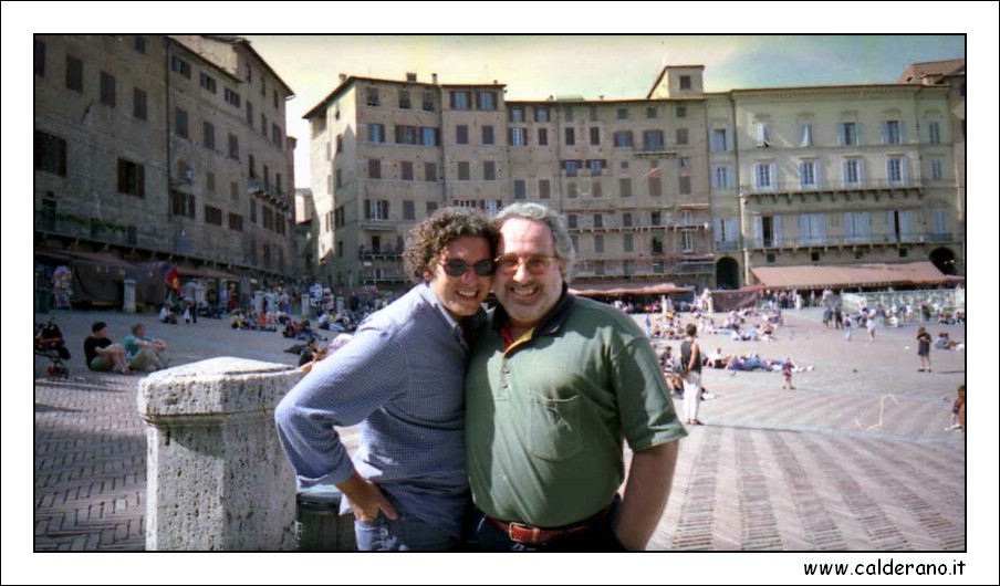 Piazza del Campo_04.jpg (92,1 KB)