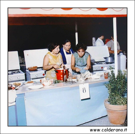 Gara_Gastronomica_02.jpg (142 KB)