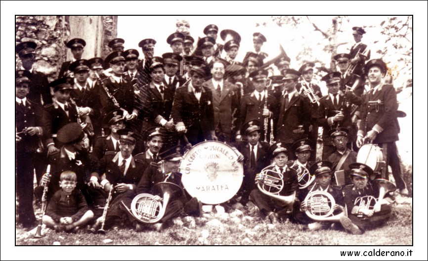 5967 La banda.jpg (2,01 MB)
