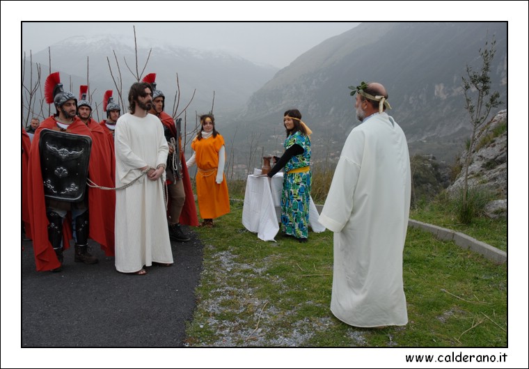 ViaCrucis2007 081.jpg (4,19 MB)